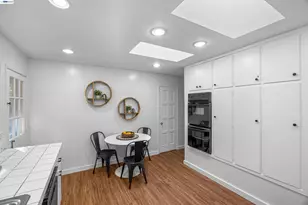 45 Sleepy Hollow Ln, Orinda, CA 94563 - Photo 16