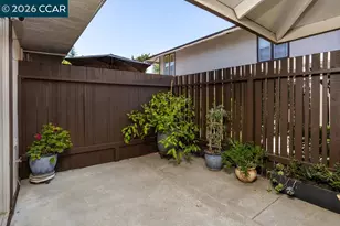 5468 Roundtree Pl, Concord, CA 94521 - Photo 18