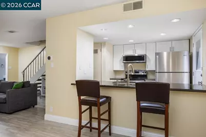 5468 Roundtree Pl #P, Concord, CA 94521 - Photo 2