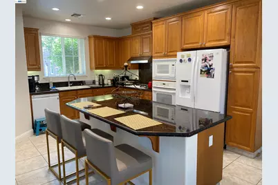 427 Estes Way, Mountain House, CA 95391 - Photo 4