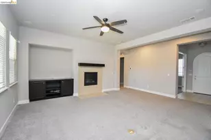 1110 Clearwater Creek Blvd, Manteca, CA 95336 - Photo 8