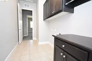 1110 Clearwater Creek Blvd, Manteca, CA 95336 - Photo 28