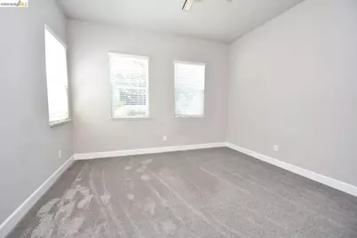 1110 Clearwater Creek Blvd, Manteca, CA 95336 - Photo 24