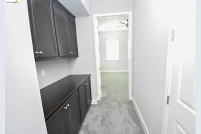 1110 Clearwater Creek Blvd, Manteca, CA 95336 - Photo 14