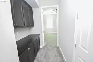 1110 Clearwater Creek Blvd, Manteca, CA 95336 - Photo 14