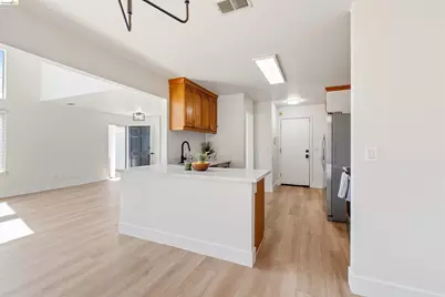 218 Almondtree Ln, Oakley, CA 94561 - Photo 14