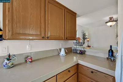 1315 Blue Oak Ct, Pinole, CA 94564 - Photo 14