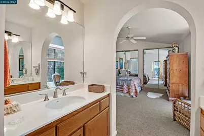 1315 Blue Oak Ct, Pinole, CA 94564 - Photo 26