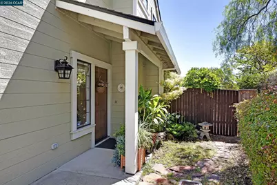 1315 Blue Oak Ct, Pinole, CA 94564 - Photo 4