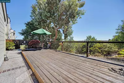 1315 Blue Oak Ct, Pinole, CA 94564 - Photo 32