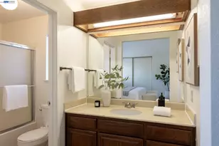 2227 Emerald Hills Cir, San Jose, CA 95131 - Photo 40