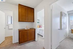 2227 Emerald Hills Cir, San Jose, CA 95131 - Photo 32