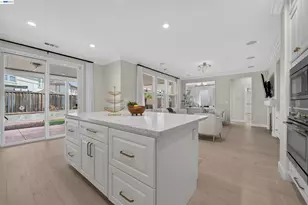 2758 Sea Horse Ct, Hayward, CA 94545 - Photo 18