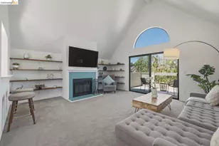 7 Courageous Ct, Alameda, CA 94501 - Photo 6