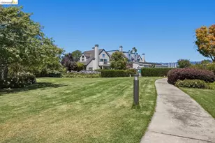 7 Courageous Ct, Alameda, CA 94501 - Photo 44