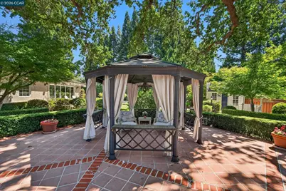 4211 Blackhawk Meadow Pl, Danville, CA 94506 - Photo 84
