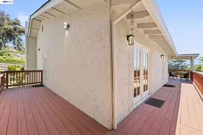 3981 Blue Gum Dr, San Jose, CA 95127 - Photo 28