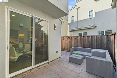 8553 Schooner Way, Newark, CA 94560 - Photo 26