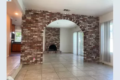 2784 Entrada Cir, Antioch, CA 94509 - Photo 4