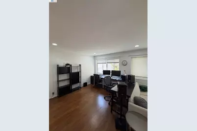 1015 Kings Rd #309, West Hollywood, CA 90069 - Photo 4
