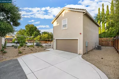 64 Morello Ave, Martinez, CA 94553 - Photo 32