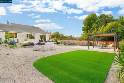64 Morello Ave, Martinez, CA 94553 - Photo 28