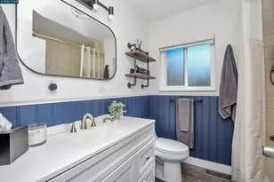 2160 Walnut St, Martinez, CA 94553 - Photo 16