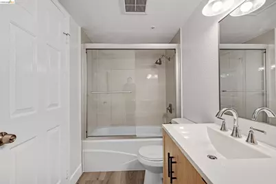63 Trestle Dr, Hayward, CA 94544 - Photo 18