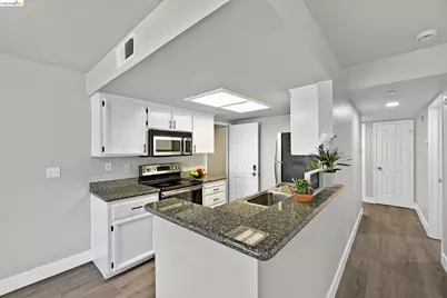 63 Trestle Dr, Hayward, CA 94544 - Photo 10