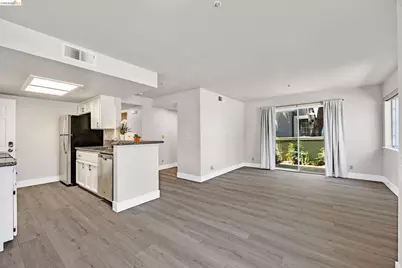 63 Trestle Dr, Hayward, CA 94544 - Photo 8