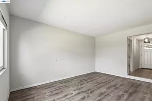 34390 Thornhill Ct, Fremont, CA 94555 - Photo 4