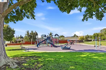 34390 Thornhill Ct., Fremont, CA 94555 - Photo 30