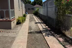 1100 101st Ave, Oakland, CA 94603 - Photo 2