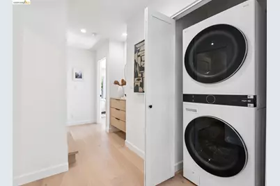 920 Page St, Berkeley, CA 94710 - Photo 18