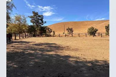 5940 Victoria Ln, Livermore, CA 94550 - Photo 10