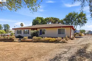5940 Victoria Ln, Livermore, CA 94550 - Photo 4