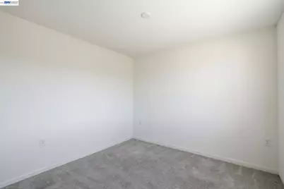 639 Rosedale Way, Lathrop, CA 95330 - Photo 26