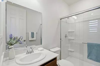 639 Rosedale Way, Lathrop, CA 95330 - Photo 30