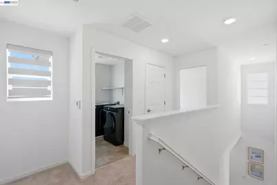 639 Rosedale Way, Lathrop, CA 95330 - Photo 14