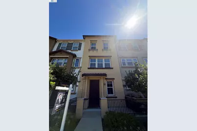 1056 Martin Luther King Dr., Hayward, CA 94541 - Photo 2