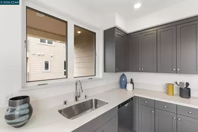 27277 Cosmo Ct, Hayward, CA 94544 - Photo 16