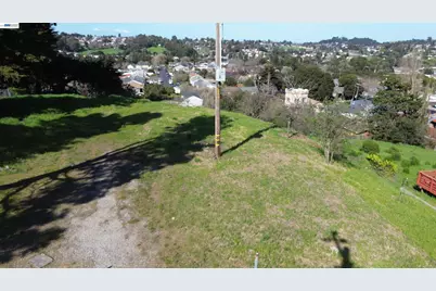 3944 La Cima Rd, El Sobrante, CA 94803 - Photo 32