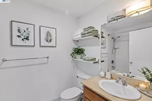135 Bayside Ct, Richmond, CA 94804 - Photo 28