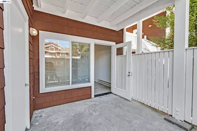 135 Bayside Ct, Richmond, CA 94804 - Photo 30