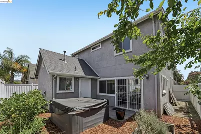 807 Myrtle St, Oakland, CA 94607 - Photo 30