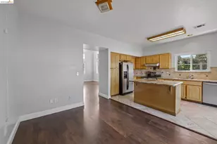 807 Myrtle St, Oakland, CA 94607 - Photo 10