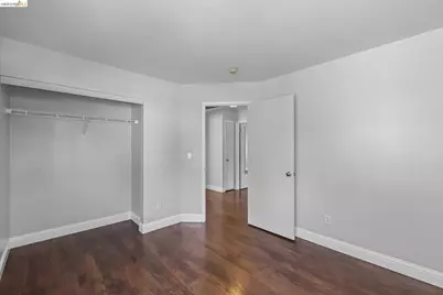 807 Myrtle St, Oakland, CA 94607 - Photo 22