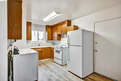 1285 55th St, Emeryville, CA 94608 - Photo 50