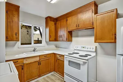 1285 55th St, Emeryville, CA 94608 - Photo 52