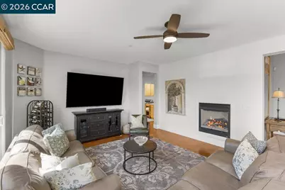 11183 Brittany Ln, Dublin, CA 94568 - Photo 8